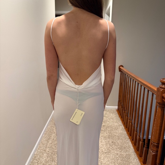 Peppermayo Halter Maxi Dress - NWT - Size US6 - Picture 2 of 3